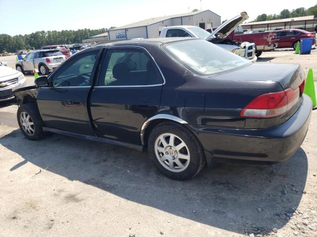 1HGCG56702A005580 - 2002 HONDA ACCORD SE BLACK photo 2