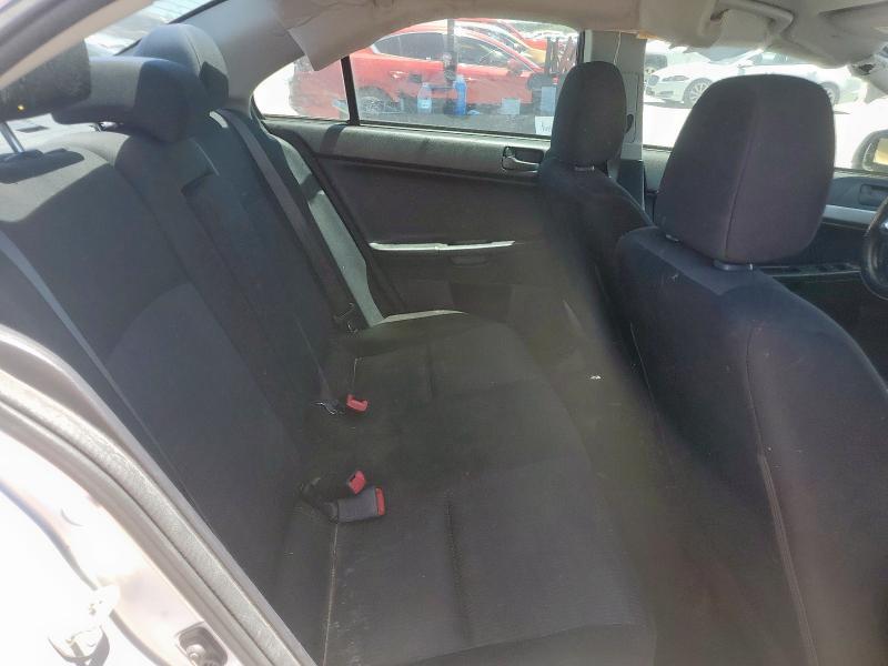 JA32U2FU2DU019939 - 2013 MITSUBISHI LANCER ES/ES SPORT 银色 照片 10