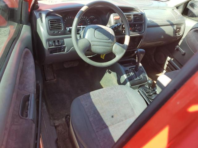 2CNBJ18C9Y6909668 - 2000 CHEVROLET TRACKER RED photo 8