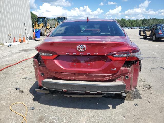 4T1C11AK5MU446512 - 2021 TOYOTA CAMRY LE RED photo 6