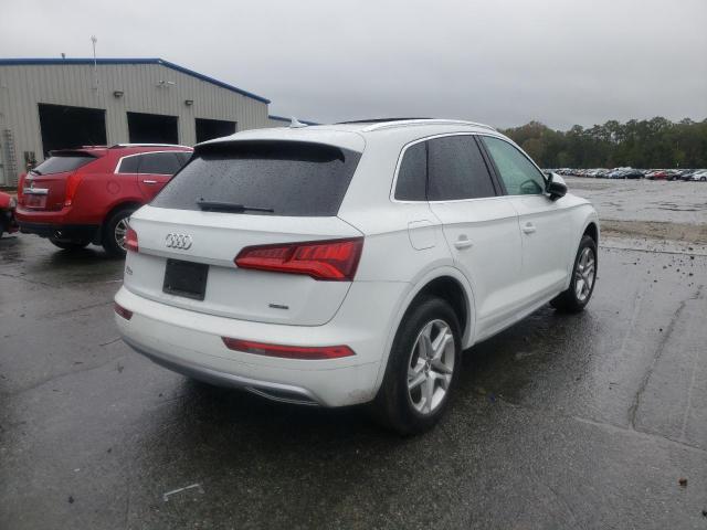 WA1ANAFY0K2090650 - 2019 AUDI Q5 PREMIUM WHITE photo 4