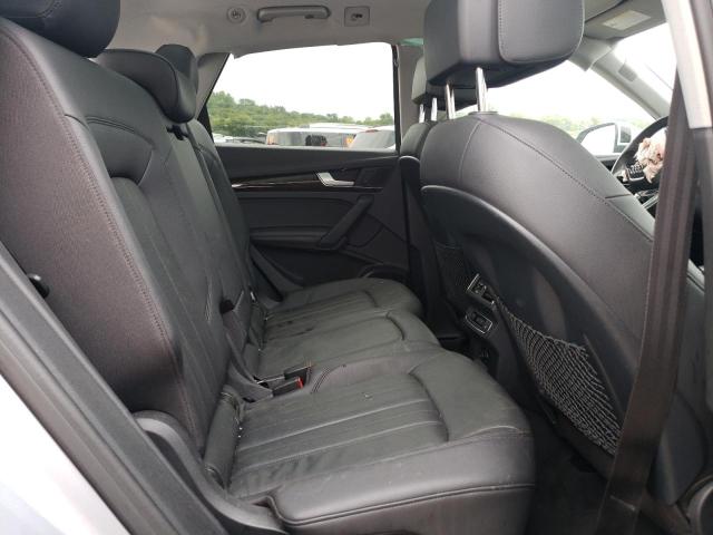 WA1CNAFY7J2067129 - 2018 AUDI Q5 PRESTIGE 银色 照片 10