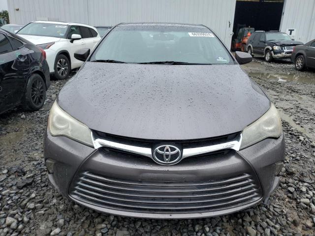 4T1BF1FKXFU922634 - 2015 TOYOTA CAMRY LE GRAY photo 5