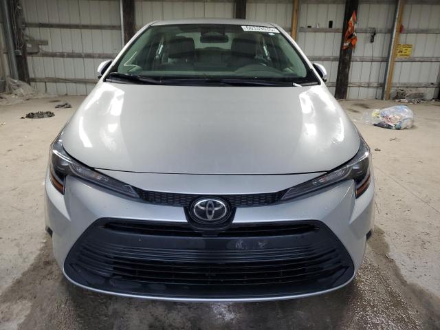 5YFB4MDE5PP058258 - 2023 TOYOTA COROLLA LE SILVER photo 5