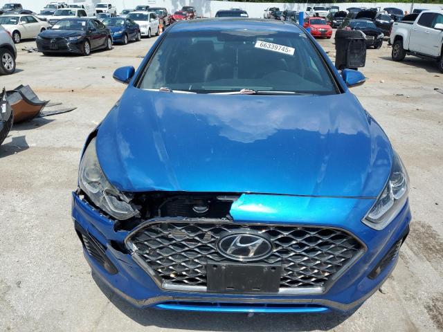 5NPE34AF4JH627554 - 2018 HYUNDAI SONATA SPORT Көк фото 5