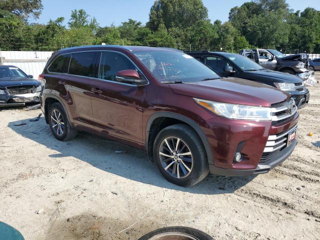 5TDJZRFH8JS837718 - 2018 TOYOTA HIGHLANDER SE برغندي صورة 4