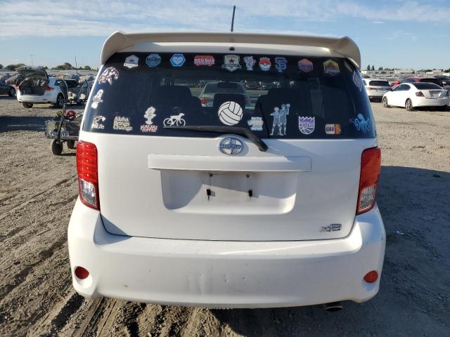 JTLZE4FE7B1130619 - 2011 TOYOTA SCION XB WHITE photo 6