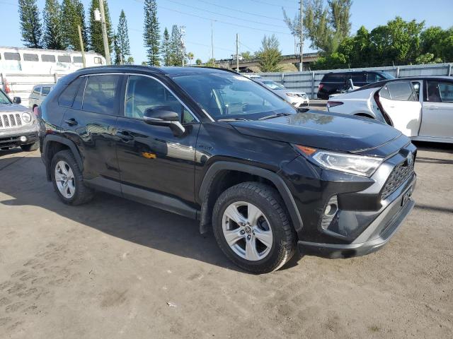 2T3RWRFV7LW082757 - 2020 TOYOTA RAV4 XLE 黑色 照片 4