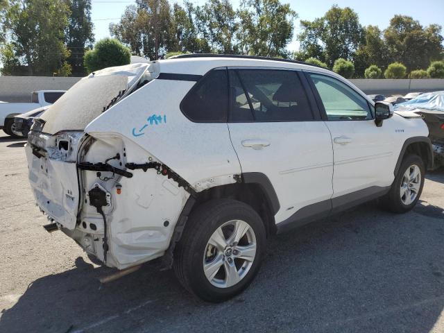 2T3MWRFV4LW065294 - 2020 TOYOTA RAV4 LE WHITE photo 3