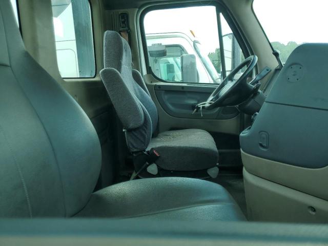 1FUBGEDV4FLGH4741 - 2015 FREIGHTLINER CASCADIA Ağ foto 5