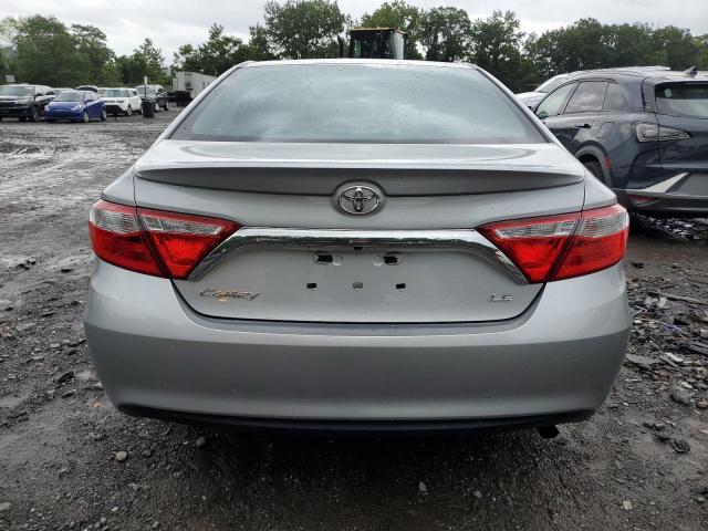 4T4BF1FK0GR543083 - 2016 TOYOTA CAMRY LE SILVER photo 6