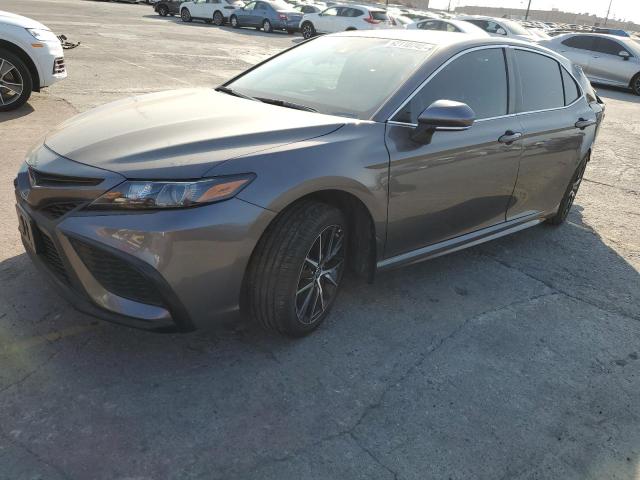 4T1S31AK1PU612518 - 2023 TOYOTA CAMRY SE NIGHT SHADE GRAY photo 2