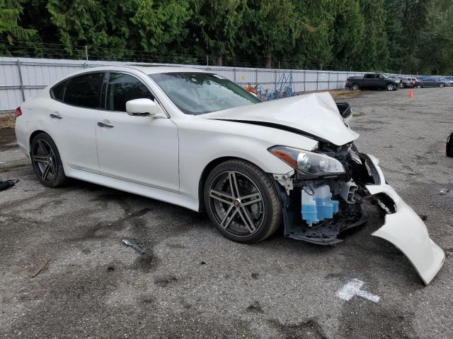 JN1AY1AP5BM520384 - 2011 INFINITI M56 WHITE photo 4