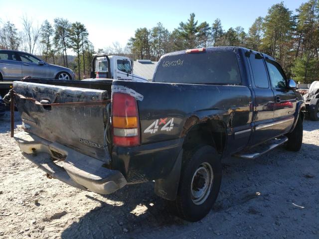 1GTHK29U12E283965 - 2002 GMC SIERRA K2500 HEAVY DUTY BLUE photo 4