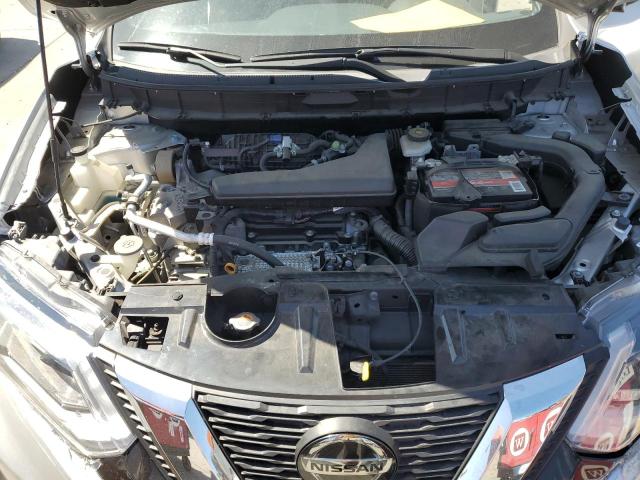 KNMAT2MT9JP522372 - 2018 NISSAN ROGUE S 银色 照片 12