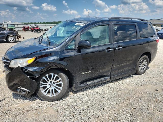 2020 TOYOTA SIENNA XLE, 
