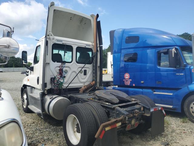 1FUBGEDV5GLHC5780 - 2016 FREIGHTLINER CASCADIA 1 Սպիտակ լուսանկար 3