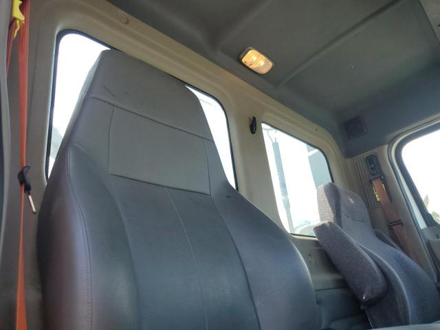 1FUBGEDV5GLHC5780 - 2016 FREIGHTLINER CASCADIA 1 Սպիտակ լուսանկար 6