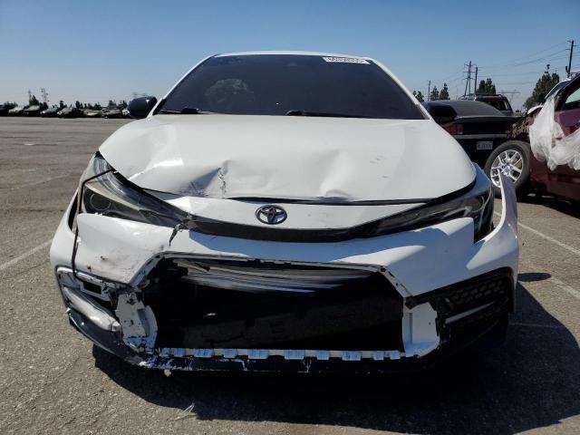 5YFS4RCEXLP045899 - 2020 TOYOTA COROLLA SE WHITE photo 5