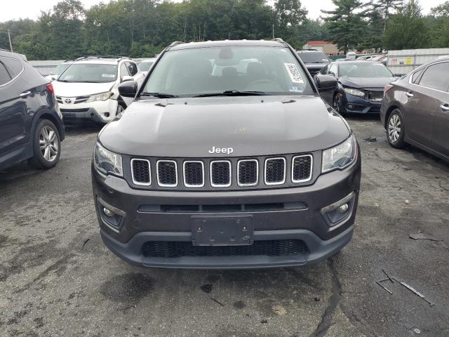3C4NJDBB5KT742294 - 2019 JEEP COMPASS LATITUDE Сұр фото 5