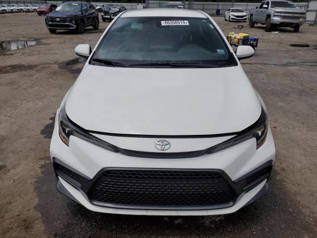 JTDS4MCE2N3500842 - 2022 TOYOTA COROLLA SE WHITE photo 5