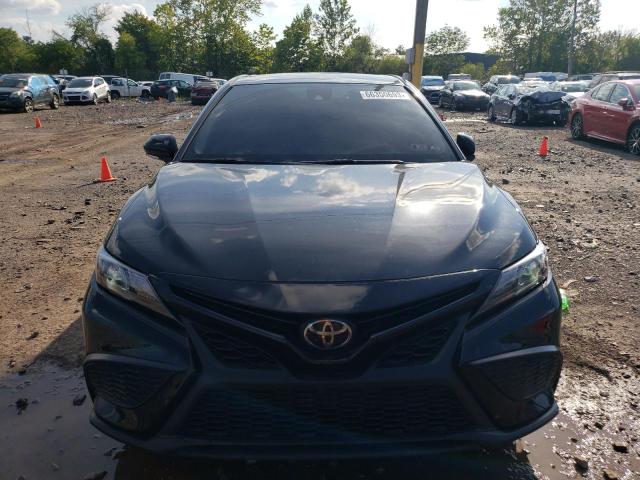 4T1T11BKXPU077410 - 2023 TOYOTA CAMRY SE NIGHT SHADE BLACK photo 5