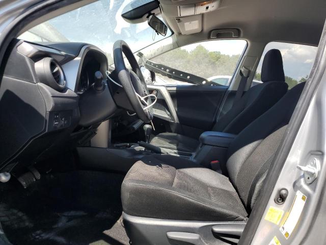 JTMZFREV0JJ195270 - 2018 TOYOTA RAV4 LE ვერცხლისფერი ფოტო 7