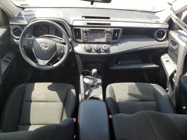 JTMZFREV0JJ195270 - 2018 TOYOTA RAV4 LE ვერცხლისფერი ფოტო 8