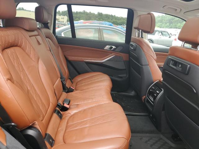 5UXCX4C55KLS37381 - 2019 BMW X7 XDRIVE50I BLACK photo 11