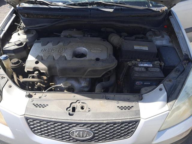 KNADE163366170480 - 2006 KIA RIO 5 SILVER photo 11