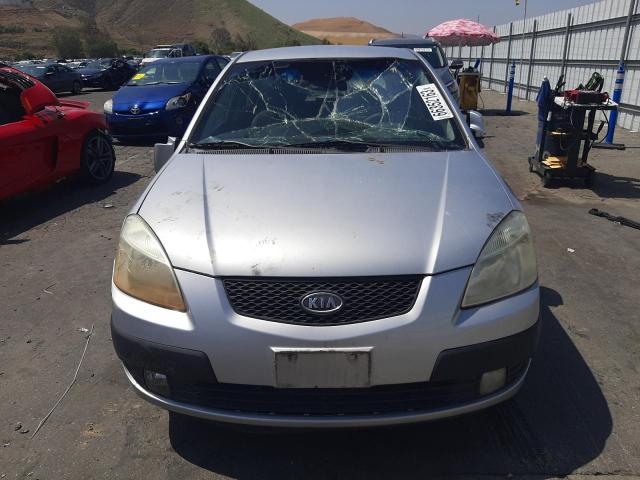 KNADE163366170480 - 2006 KIA RIO 5 SILVER photo 5