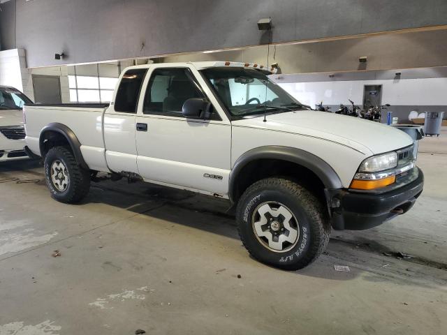 1GCCT19W5Y8209653 - 2000 CHEVROLET S TRUCK S10 WHITE photo 4