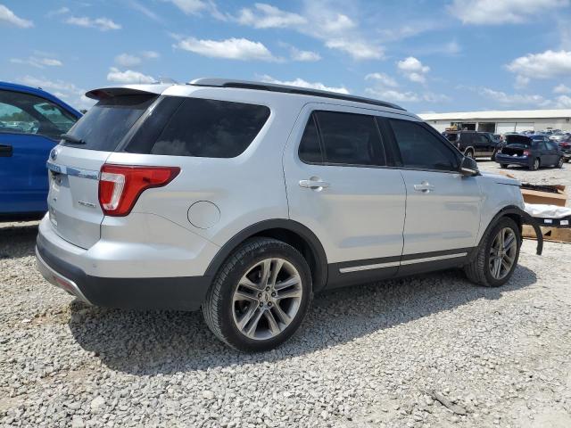 1FM5K7D89GGB08946 - 2016 FORD EXPLORER XLT SILVER photo 3