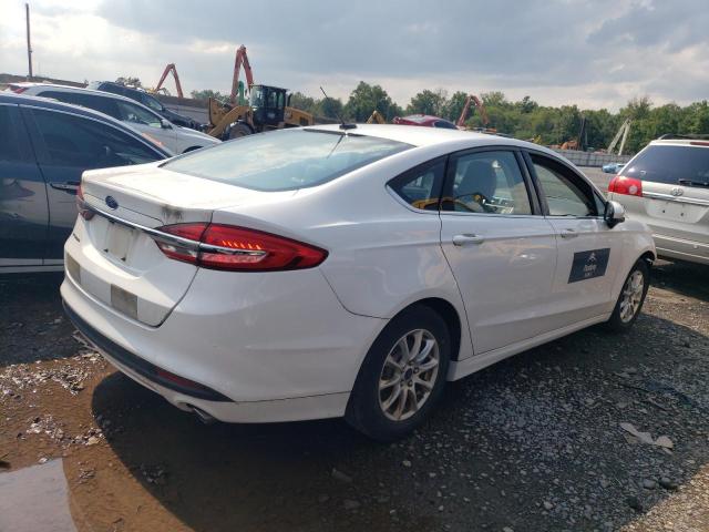 3FA6P0G77HR160967 - 2017 FORD FUSION S WHITE photo 3