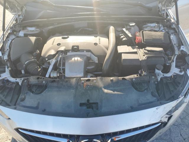 W04GL6SX8K1002525 - 2019 BUICK REGAL PREFERRED SILVER photo 11