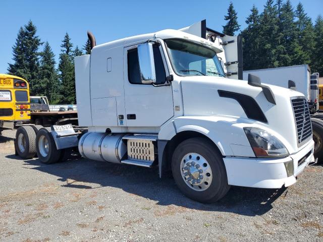 2010 VOLVO VN VNL, null