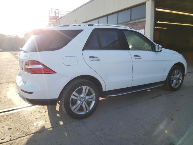 4JGDA5HB3FA446465 - 2015 MERCEDES-BENZ ML 350 4MATIC WHITE photo 3