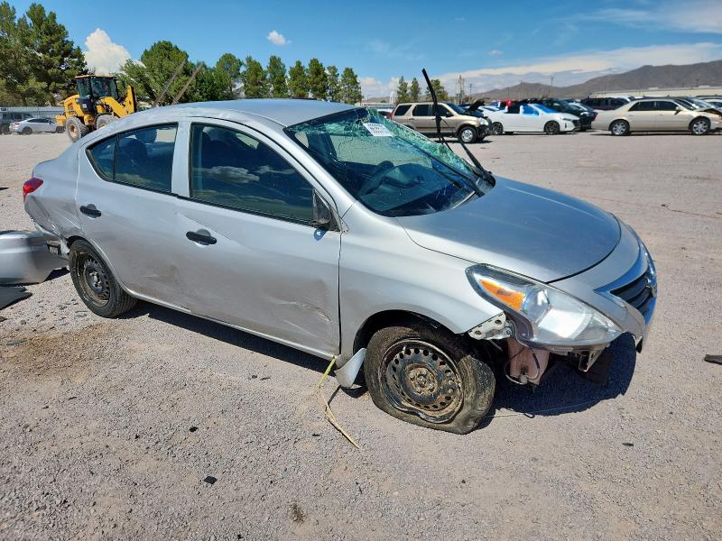 3N1CN7AP7GL888071 - 2016 NISSAN VERSA S SILVER photo 4