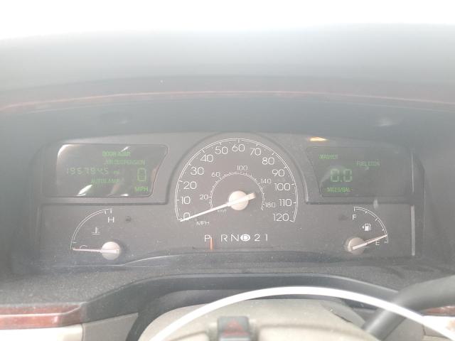 1LNHM82W23Y651459 - 2003 LINCOLN TOWN CAR SIGNATURE Gümüş foto 9