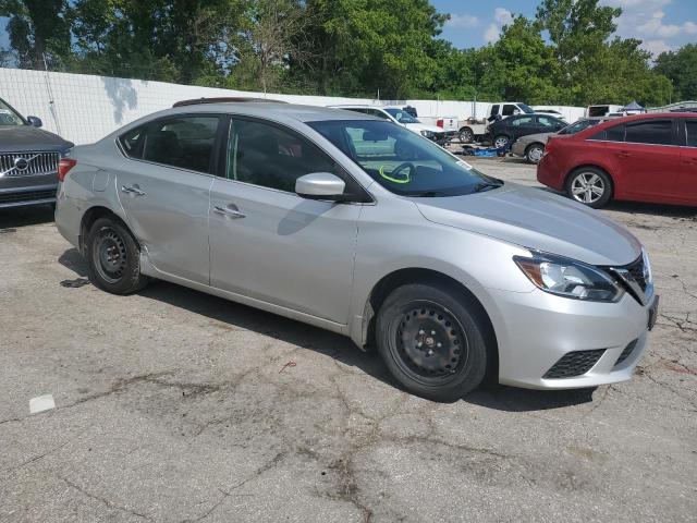 3N1AB7AP4KY363707 - 2019 NISSAN SENTRA S 银色 照片 4