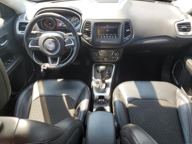 3C4NJDBB6LT209579 - 2020 JEEP COMPASS LATITUDE GRAY photo 8