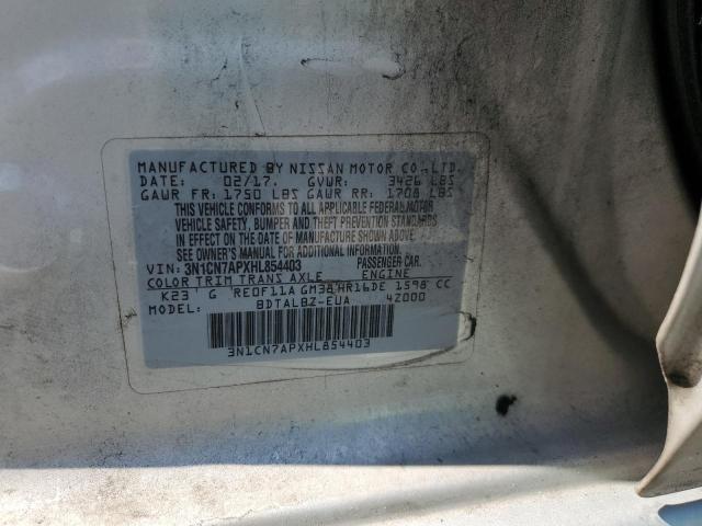3N1CN7APXHL854403 - 2017 NISSAN VERSA S 银色 照片 12
