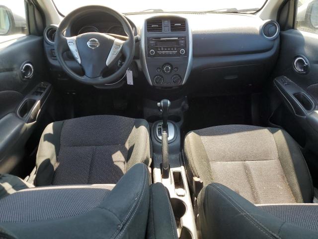 3N1CN7APXHL854403 - 2017 NISSAN VERSA S 银色 照片 8