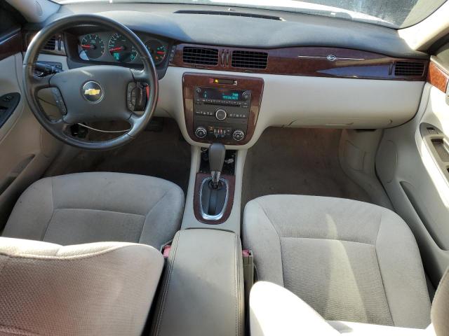 2G1WB5EK2A1245988 - 2010 CHEVROLET IMPALA LT أبيض صورة 8