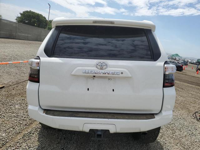 JTEBU5JR7J5484966 - 2018 TOYOTA 4RUNNER SR5/SR5 PREMIUM თეთრი ფოტო 6