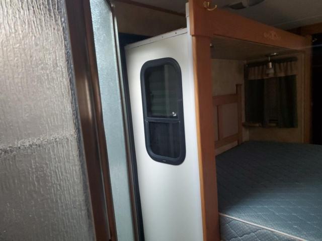 5SFGF30288E005748 - 2008 HEARTLAND BIG 3560SS WHITE photo 5