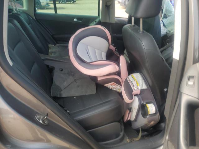 WVGAV7AX1AW522592 - 2010 VOLKSWAGEN TIGUAN S GRAY photo 10