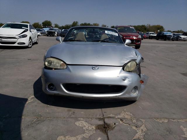 JM1NB353610209295 - 2001 MAZDA MX-5 MIATA BASE GRAY photo 5