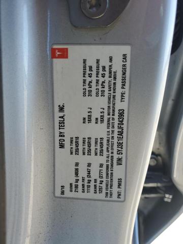 5YJ3E1EA8JF043963 - 2018 TESLA MODEL 3 SILVER photo 12