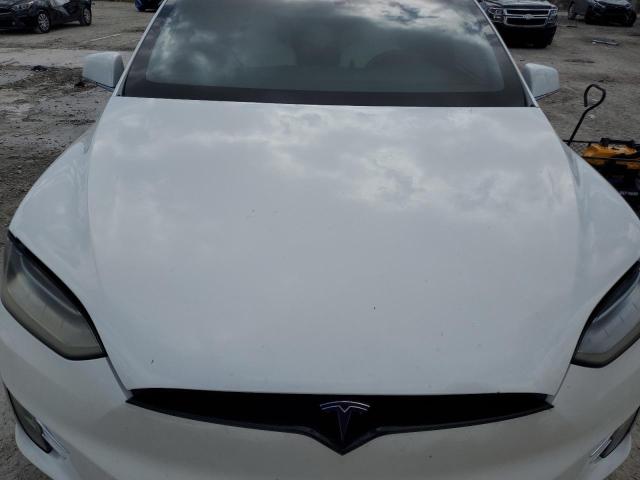 5YJXCBE20HF074138 - 2017 TESLA MODEL X 白色 照片 12